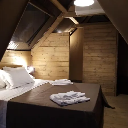 Luxuszelt Glamping - La Giara
