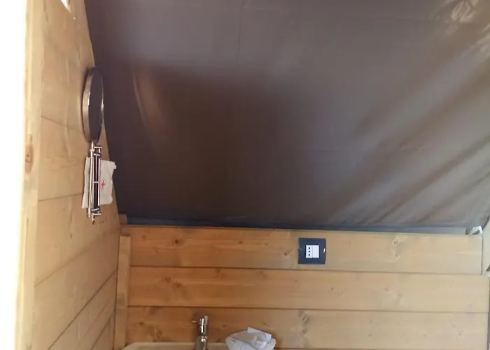 Glamping - La Giara Luxussátor *